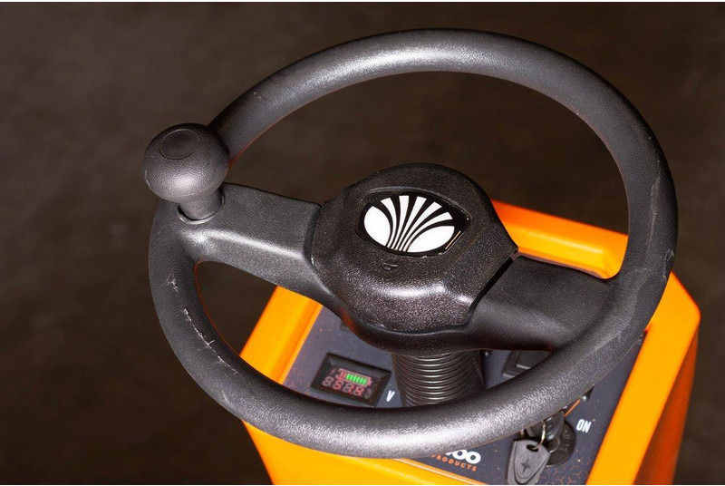 New Road sweeper Daewoo DAS80 Zit: picture 15