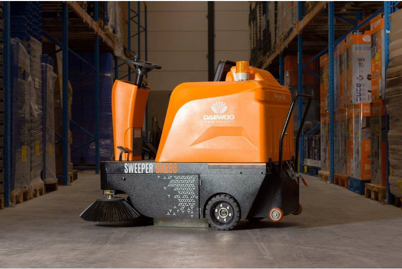 New Road sweeper Daewoo DAS80 Zit: picture 12