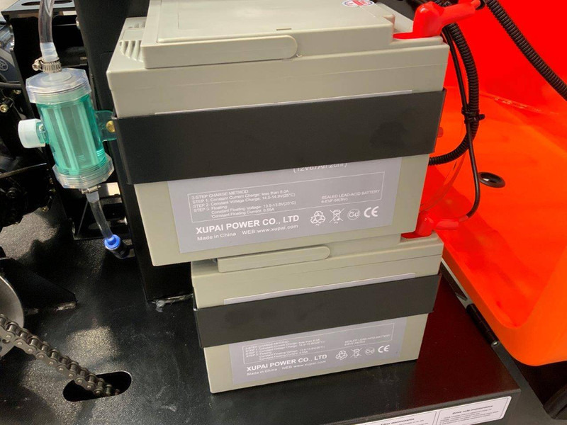 New Road sweeper Daewoo DAS80 Zit: picture 19