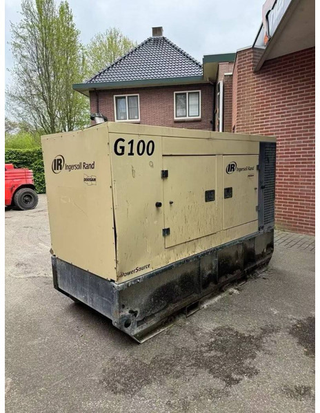 Doosan G100 - Generator set: picture 2 Doosan G100 - Generator set: picture 2