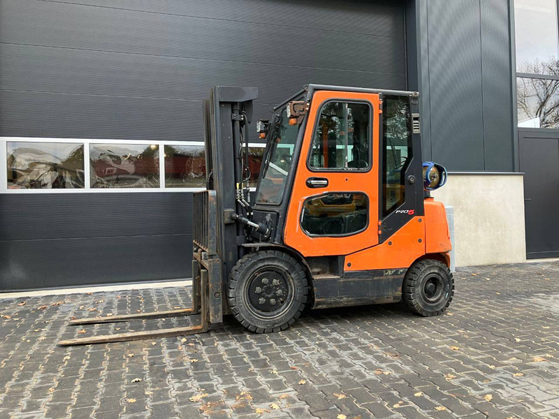 Doosan G25E-5 - LPG forklift: picture 1 Doosan G25E-5 - LPG forklift: picture 1