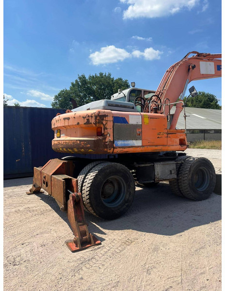Fiat Hitachi FH 150W3 - Wheel excavator: picture 4 Fiat Hitachi FH 150W3 - Wheel excavator: picture 4