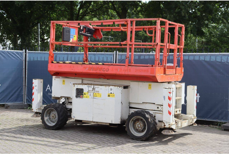 Genie GS-3369 - Scissor lift: picture 3 Genie GS-3369 - Scissor lift: picture 3