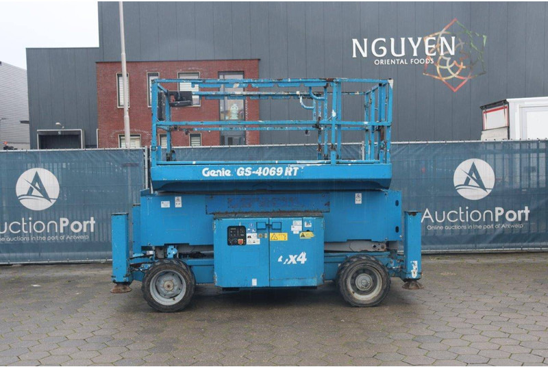 Genie GS-4069 RT - Scissor lift: picture 2 Genie GS-4069 RT - Scissor lift: picture 2