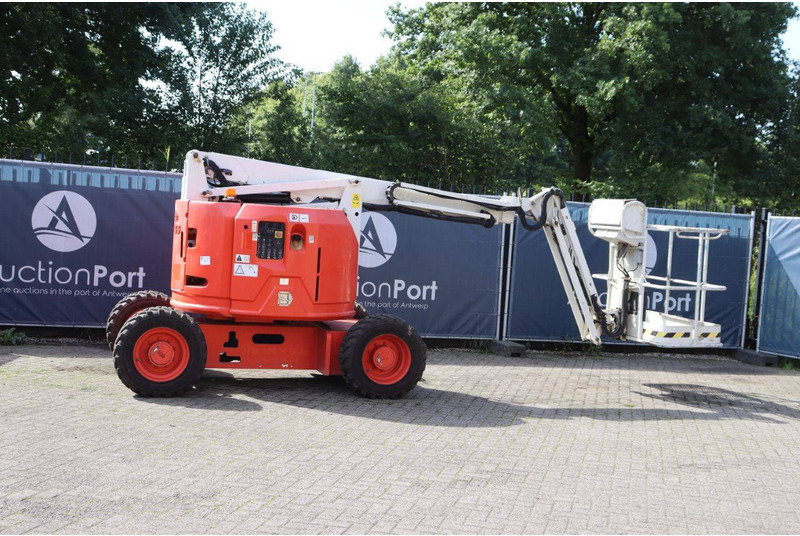 Genie Z-34/22 - Articulated boom: picture 1 Genie Z-34/22 - Articulated boom: picture 1