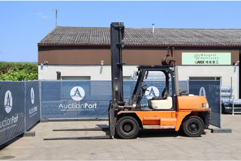 Halla HDF70 - Diesel forklift: picture 1 Halla HDF70 - Diesel forklift: picture 1