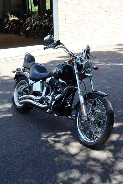 Motorcycle Harley-Davidson Softail Custom: picture 7 Motorcycle Harley-Davidson Softail Custom: picture 7