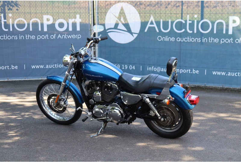 Harley-Davidson Sporster XL1200 Custom - Motorcycle: picture 3 Harley-Davidson Sporster XL1200 Custom - Motorcycle: picture 3