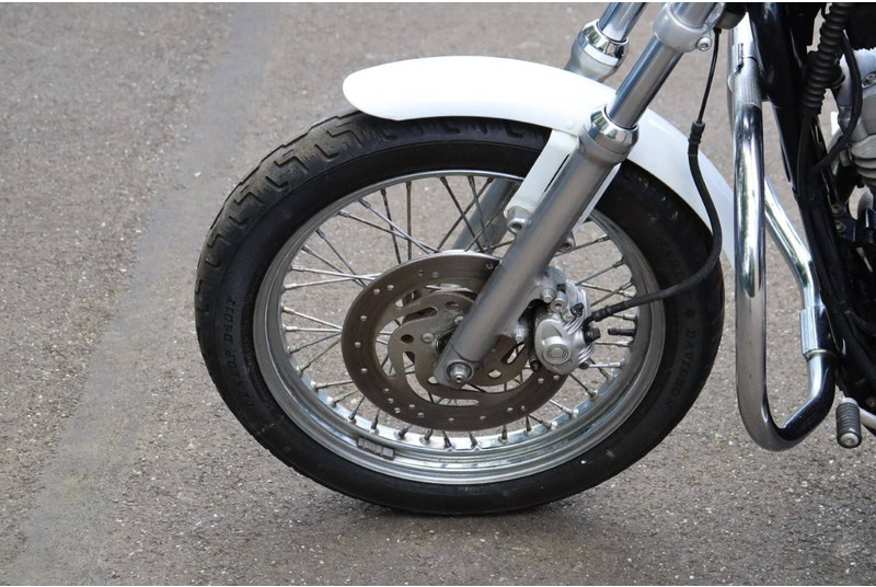 Motorcycle Harley-Davidson Sporster XL883: picture 10