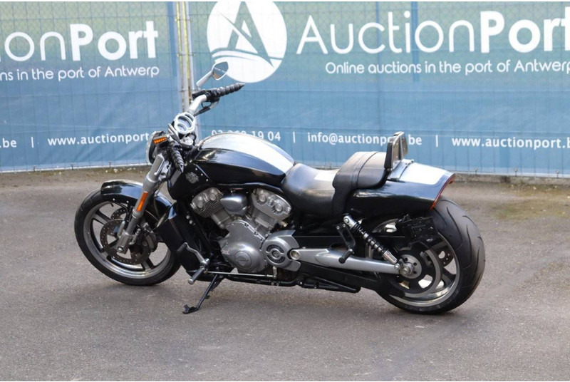 Harley-Davidson V-ROD Muscle - Motorcycle: picture 3 Harley-Davidson V-ROD Muscle - Motorcycle: picture 3