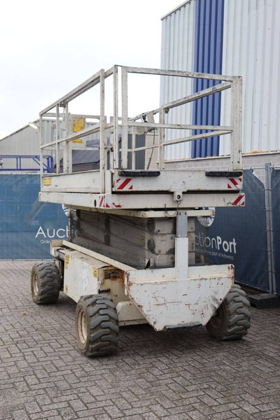 Holland lift MONOSTAR X 105EL18 - Scissor lift: picture 4 Holland lift MONOSTAR X 105EL18 - Scissor lift: picture 4