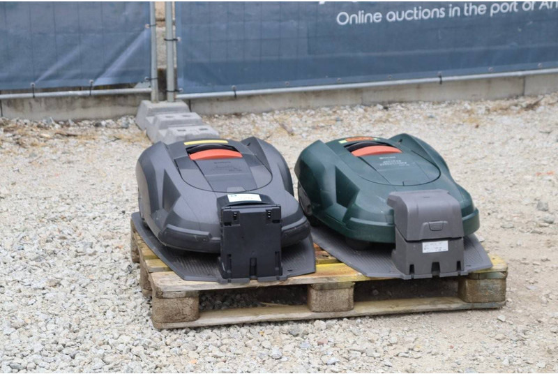 Husqvarna Automower - Garden mower: picture 1 Husqvarna Automower - Garden mower: picture 1