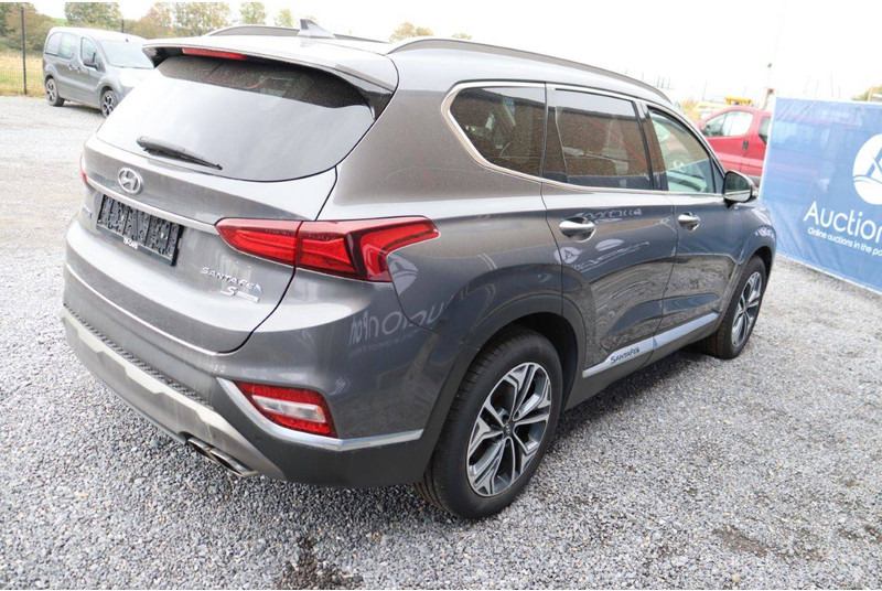 Sedan Hyundai Santa Fe SHTRAC: picture 6