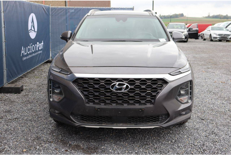 Sedan Hyundai Santa Fe SHTRAC: picture 8