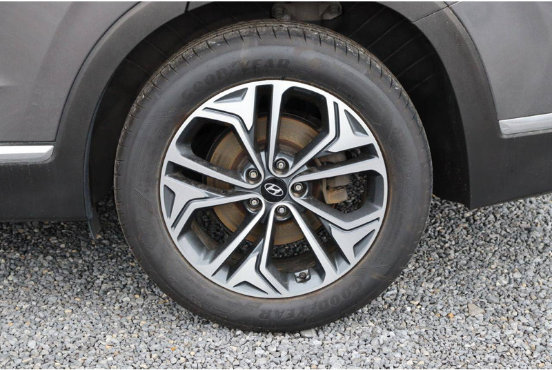 Sedan Hyundai Santa Fe SHTRAC: picture 14