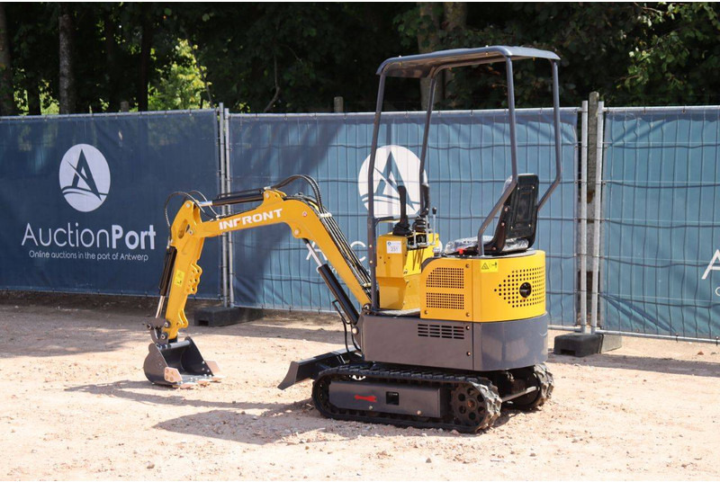 Infront YFE12 - Mini excavator: picture 3 Infront YFE12 - Mini excavator: picture 3