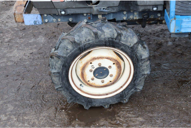 Farm tractor Iseki Landhope TA 247: picture 11