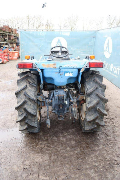 Iseki Landhope TA 247 - Farm tractor: picture 5 Iseki Landhope TA 247 - Farm tractor: picture 5