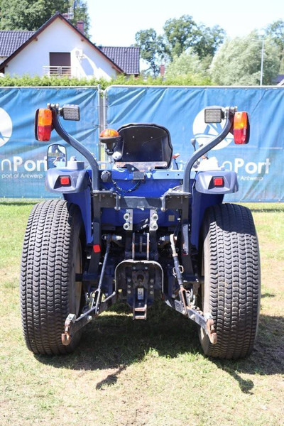 Iseki TG6370 - Farm tractor: picture 5 Iseki TG6370 - Farm tractor: picture 5