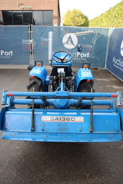 Iseki TS1610F - Farm tractor: picture 4 Iseki TS1610F - Farm tractor: picture 4