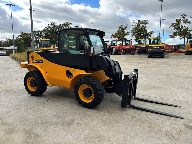 JCB 520-40 - Telescopic handler: picture 4 JCB 520-40 - Telescopic handler: picture 4