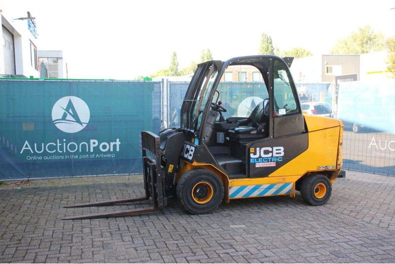 JCB E30-19 - Telescopic handler: picture 1 JCB E30-19 - Telescopic handler: picture 1