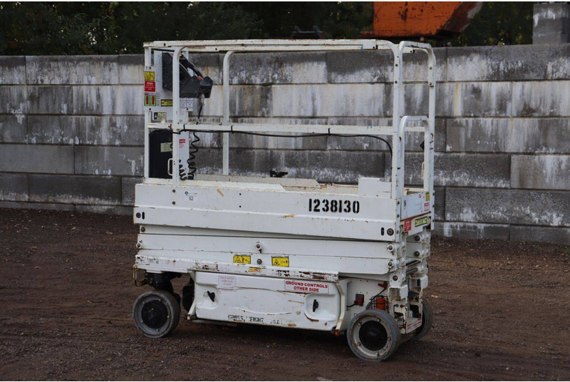 JLG 1930 ES - Scissor lift: picture 3 JLG 1930 ES - Scissor lift: picture 3