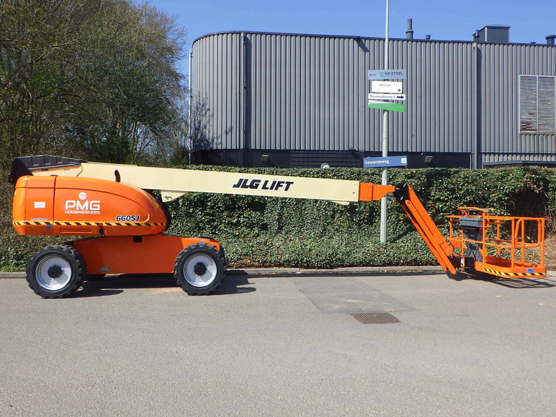 JLG 660SJ - Telescopic boom: picture 1 JLG 660SJ - Telescopic boom: picture 1