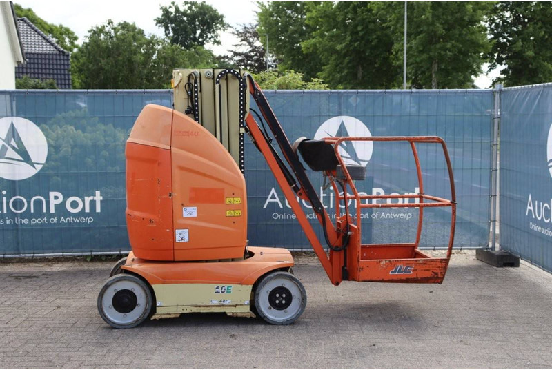 JLG Toucan 10E - Aerial platform: picture 2 JLG Toucan 10E - Aerial platform: picture 2