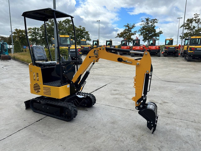JPC KV12 - Mini excavator: picture 4 JPC KV12 - Mini excavator: picture 4