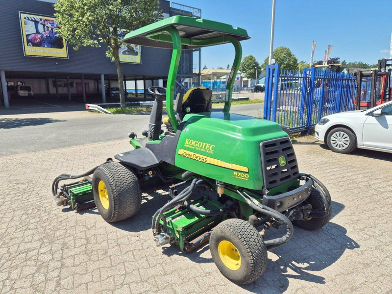 John Deere 8700 PC FM - Garden mower: picture 5 John Deere 8700 PC FM - Garden mower: picture 5