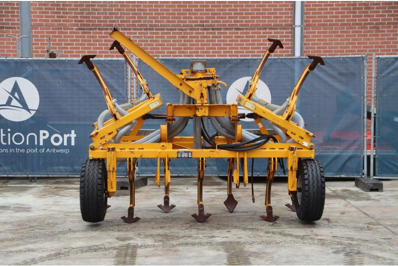 Joskin 4400/11SH - Cultivator: picture 2 Joskin 4400/11SH - Cultivator: picture 2