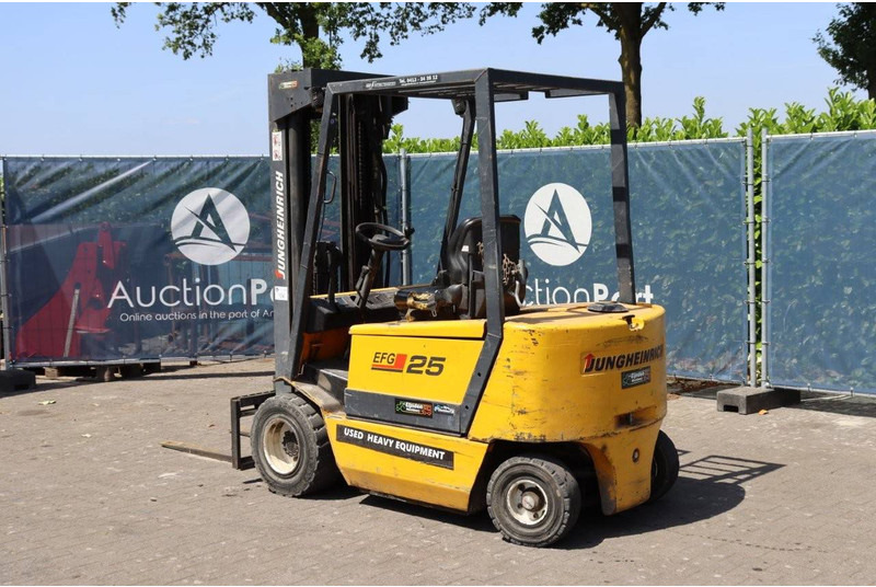 Jungheinrich EFG 25 - Electric forklift: picture 4 Jungheinrich EFG 25 - Electric forklift: picture 4