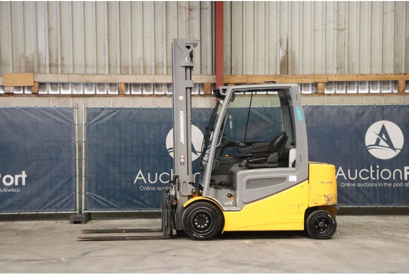 Jungheinrich EFG S30 - Electric forklift: picture 1 Jungheinrich EFG S30 - Electric forklift: picture 1