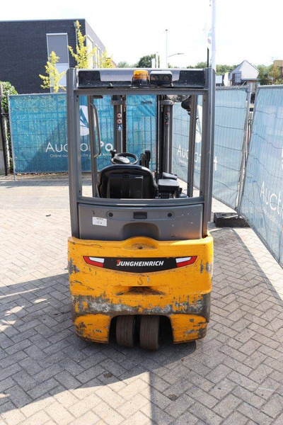 Jungheinrich EFG215 - Electric forklift: picture 4 Jungheinrich EFG215 - Electric forklift: picture 4