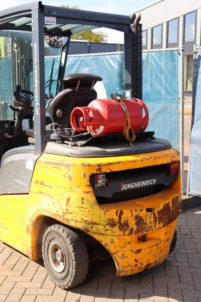 LPG forklift Jungheinrich TFG 425: picture 14
