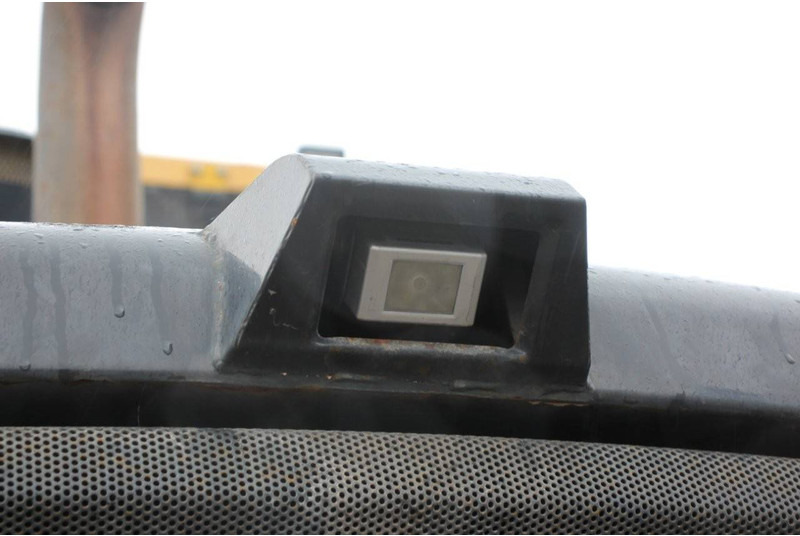 Wheel loader Komatsu WA380-7: picture 15