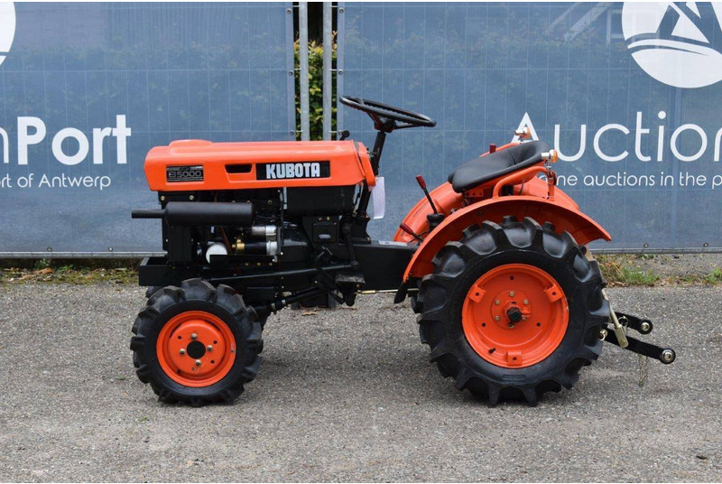 Kubota B5000 - Farm tractor: picture 2 Kubota B5000 - Farm tractor: picture 2