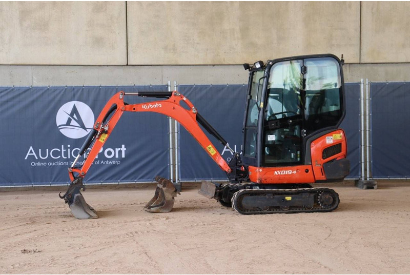 Kubota KX019-4 - Mini excavator: picture 1 Kubota KX019-4 - Mini excavator: picture 1