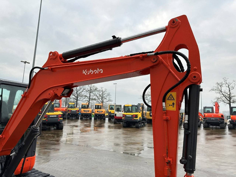 Crawler excavator Kubota KX163-5: picture 12