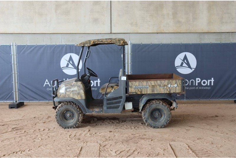 Kubota RTV900 - Golf cart: picture 2 Kubota RTV900 - Golf cart: picture 2