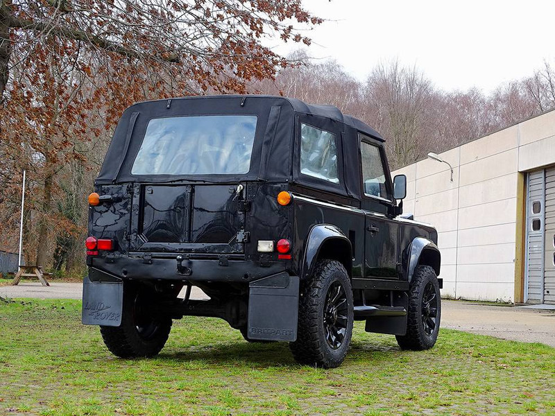 Land Rover 'Ninety' Convertible _ V8 - Sedan: picture 3 Land Rover 'Ninety' Convertible _ V8 - Sedan: picture 3