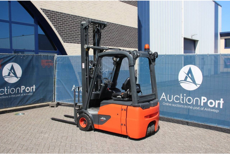 Linde E18-02 - LPG forklift: picture 3 Linde E18-02 - LPG forklift: picture 3