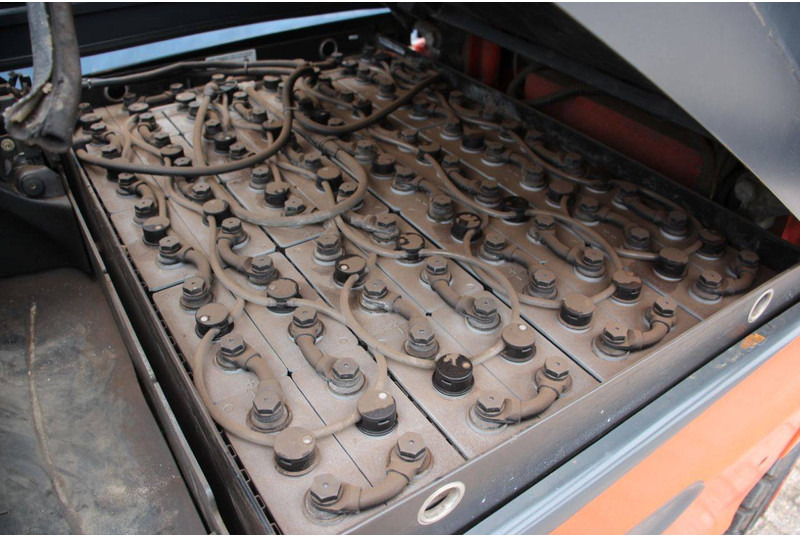 Electric forklift Linde E25-01: picture 19