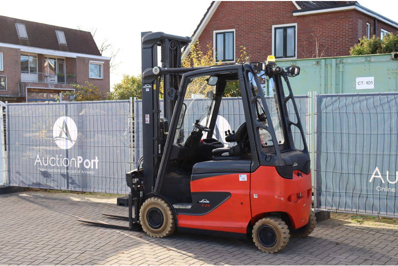 Linde E25H-01/600 - Electric forklift: picture 3 Linde E25H-01/600 - Electric forklift: picture 3