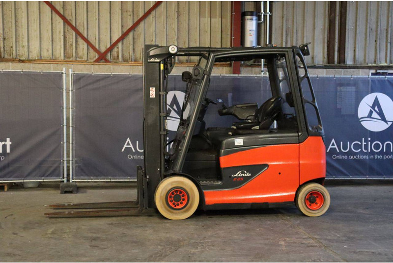 Linde E25HL-01/600 - Electric forklift: picture 1 Linde E25HL-01/600 - Electric forklift: picture 1
