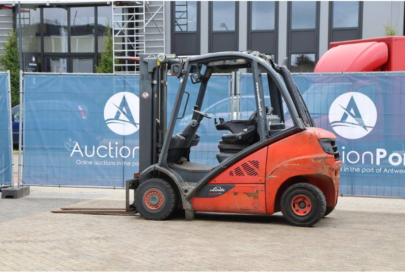 Linde H25D-02 - Diesel forklift: picture 3 Linde H25D-02 - Diesel forklift: picture 3