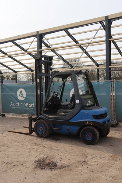 Linde H30D-03 - Diesel forklift: picture 3 Linde H30D-03 - Diesel forklift: picture 3
