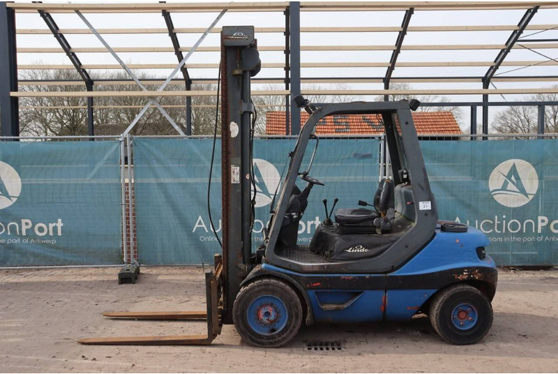 Linde H30D-03 - Diesel forklift: picture 2 Linde H30D-03 - Diesel forklift: picture 2