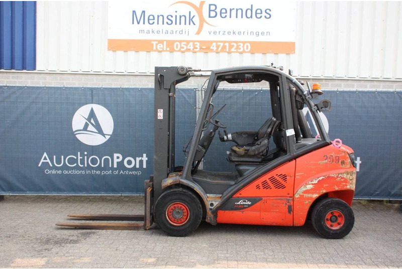 Linde H35D-02 - Diesel forklift: picture 2 Linde H35D-02 - Diesel forklift: picture 2